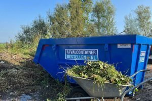 groenafval afvoeren met een groenafvalcontainer